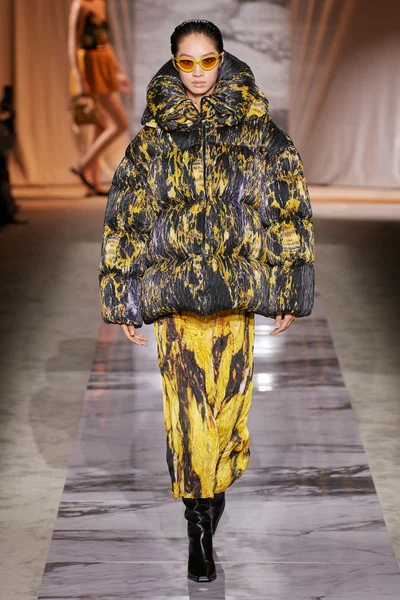 Look 31